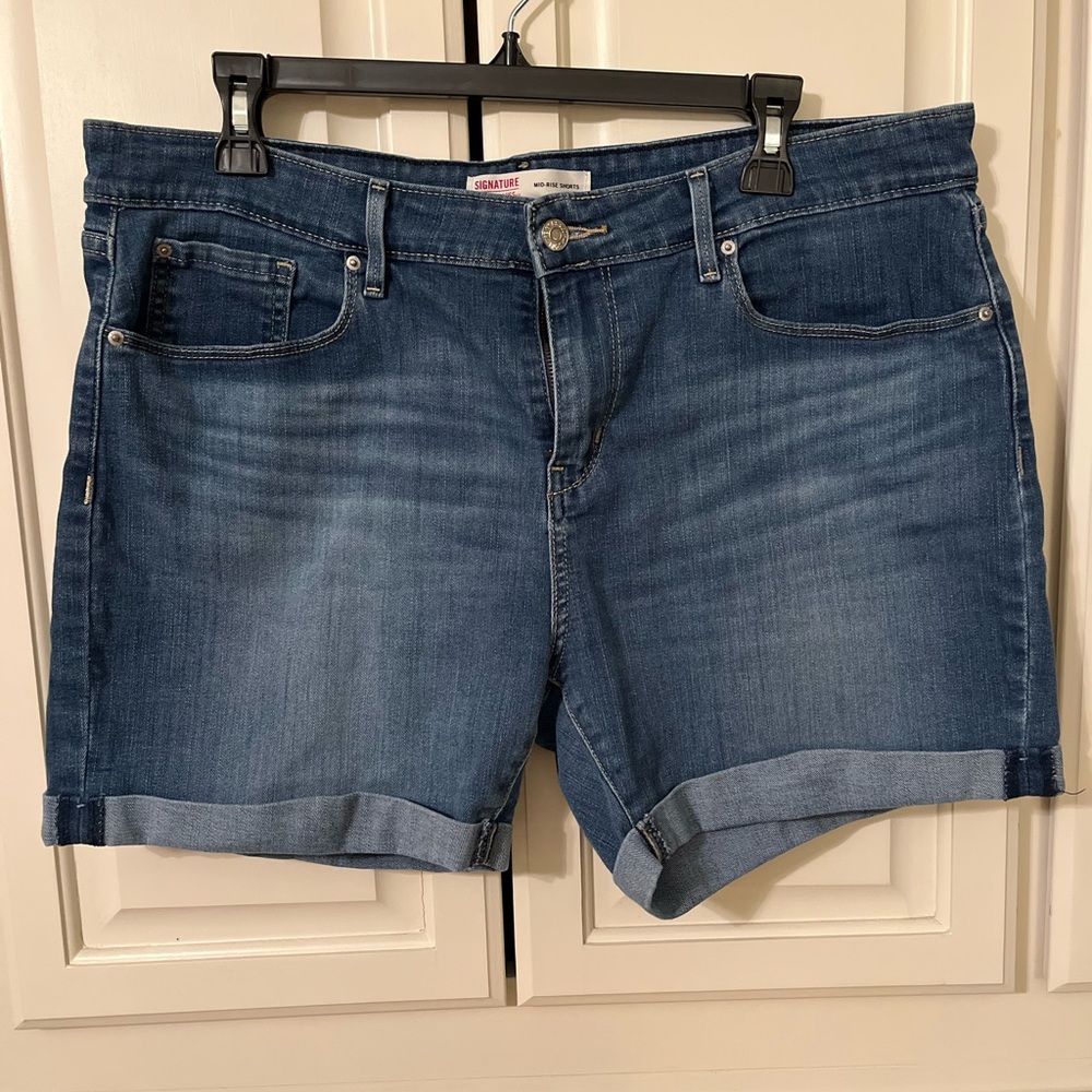 Levi Strauss Mid-Rise Denim Shorts